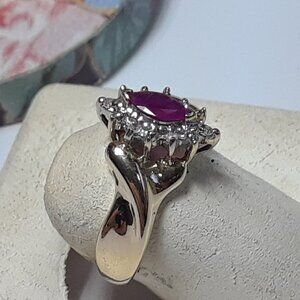 Estate .30ctw Natural Marq Ruby & Diamond 10Kt Yellow Gold S-5.25 Ring #20248